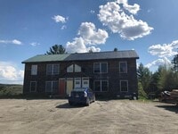 Building Photo - Quartet Hill