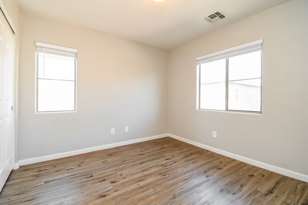 Building Photo - 4741 E Olney Ave
