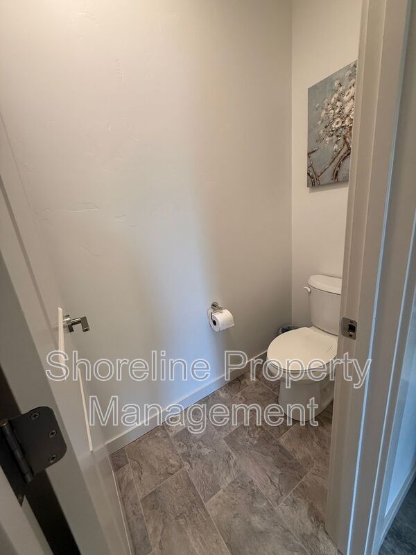 Building Photo - 10093 W Novato Dr