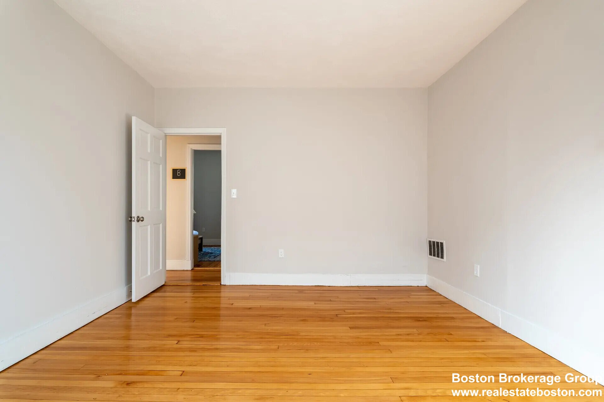 Building Photo - 33 Edison Grn