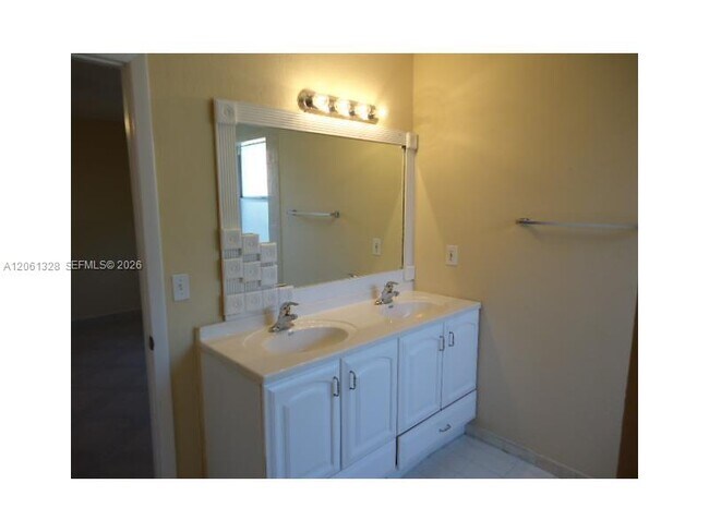 Building Photo - 13621 SW 281st Terrace