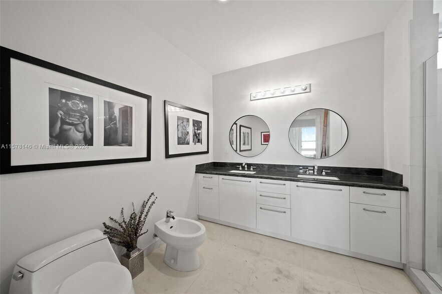 Building Photo - 7934 West Dr