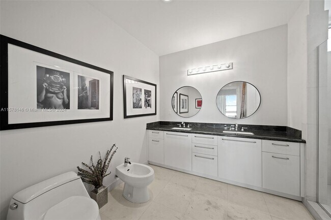 Building Photo - 7934 West Dr