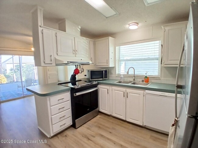 Building Photo - 4619 Goldfinch Ln