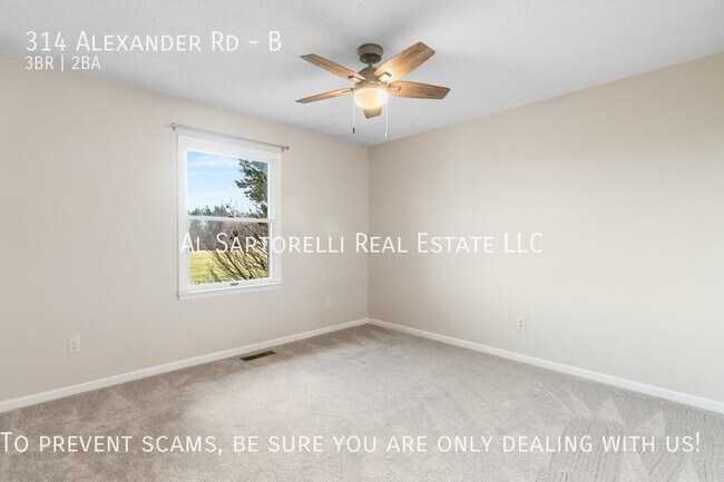 Building Photo - 314 Alexander Rd