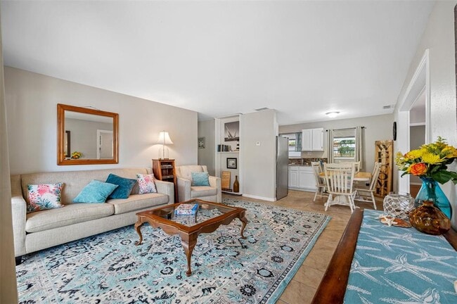 Building Photo - 4704 W Wyoming Ave