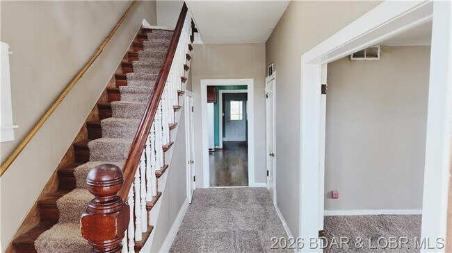 Building Photo - Charming 3 Bedroom Home in the Heart of Eldon!