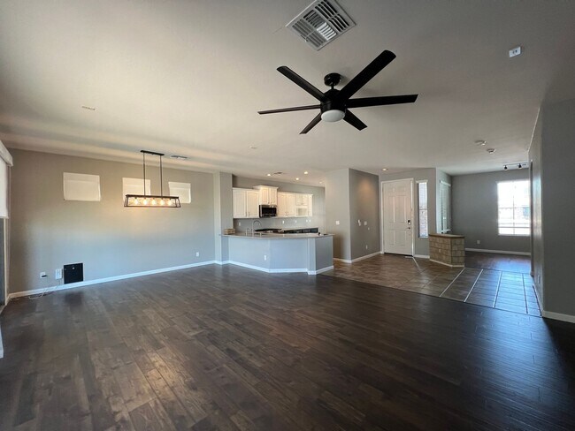 Building Photo - Gorgeous, upgraded home with a sparkling p...