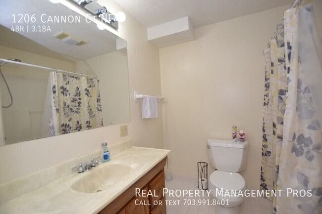 Building Photo - 1206 Cannon Ct NE