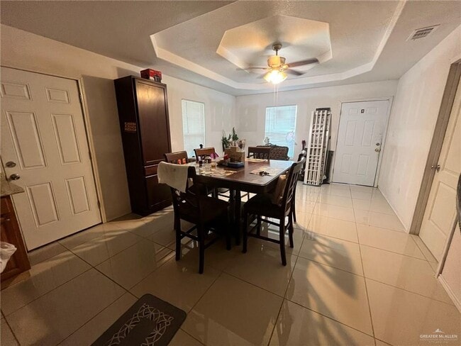 Building Photo - 7 W Costa Rica Ave