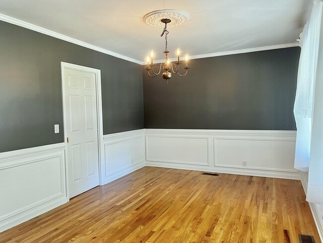 Building Photo - 344 Cottage Farm Dr