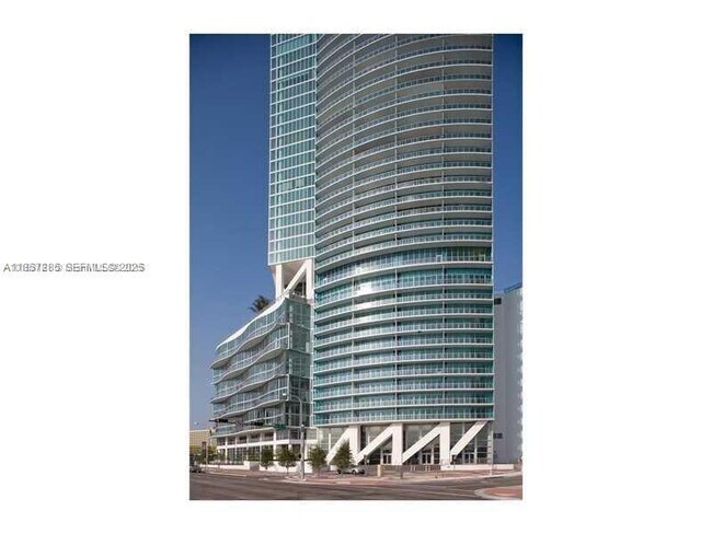 Building Photo - 888 Biscayne Blvd