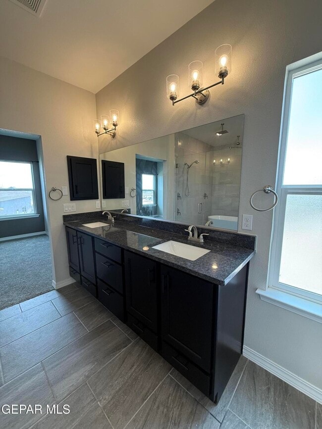 Building Photo - 7412 Rio Rimac Dr