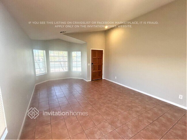 Building Photo - 8820 N 44th Ln