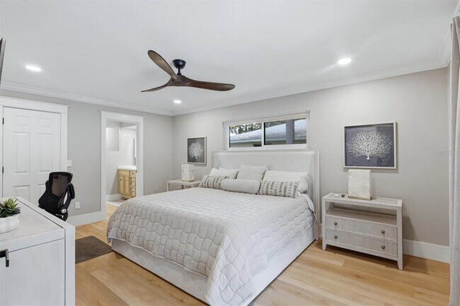Building Photo - 5159 Oakmont Pl