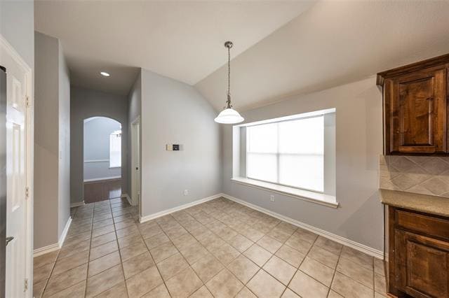 Building Photo - 2709 Lake Ridge Dr