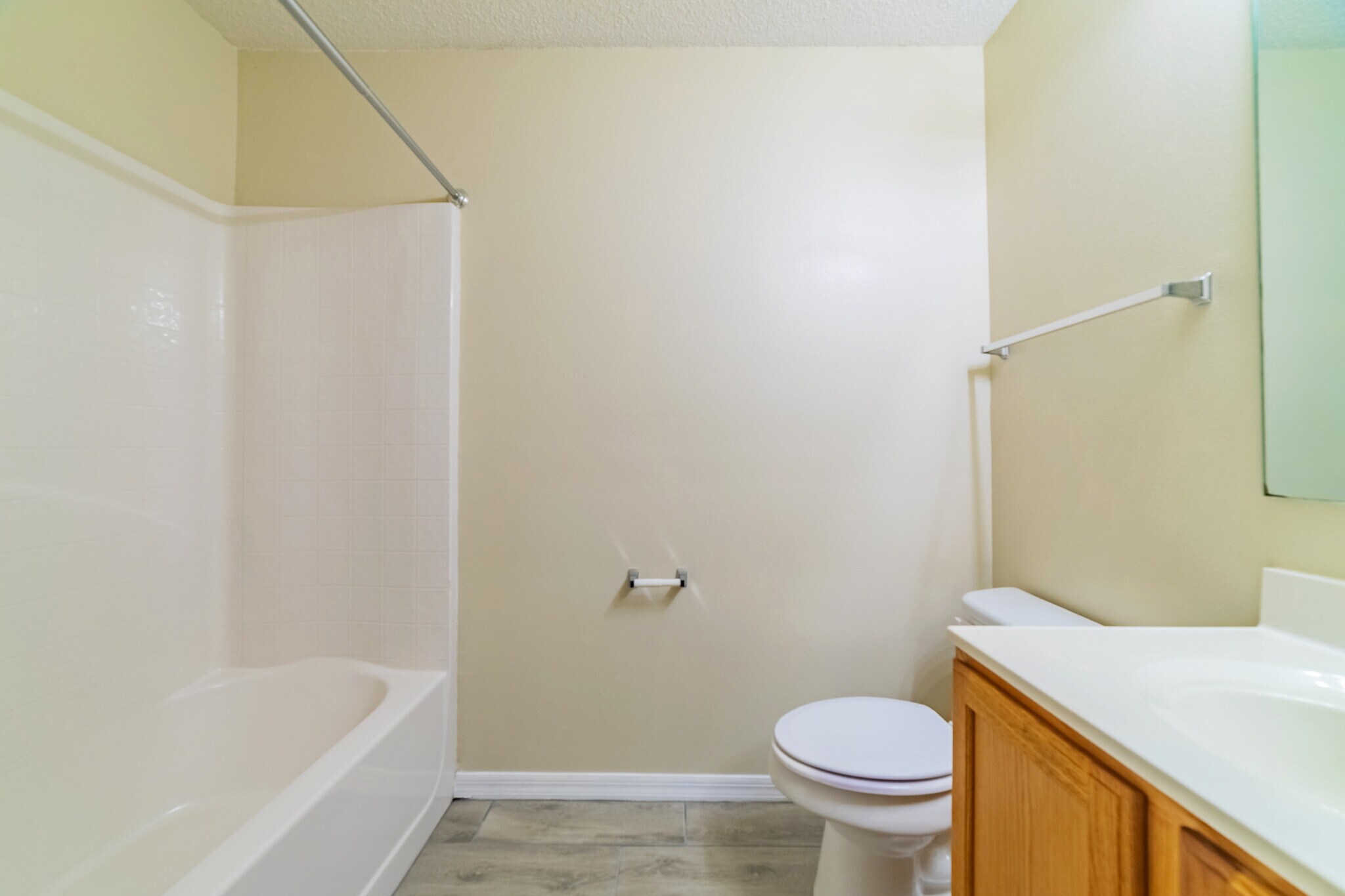 Building Photo - 5396 Berrien Ave