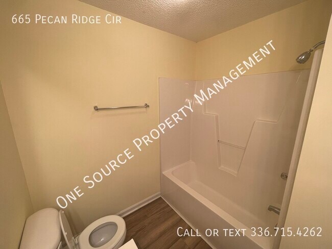 Building Photo - 665 Pecan Ridge Cir