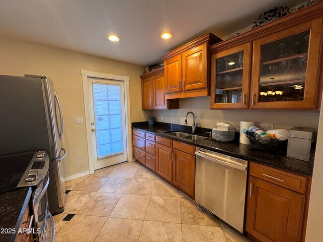 Building Photo - 12429 N Escobar Way