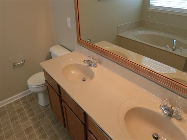 Building Photo - 1455 Stormhaven Way