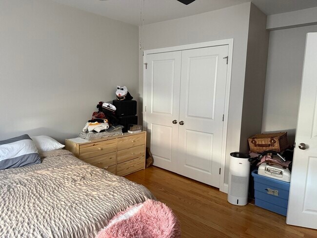 Building Photo - 16 Hudson St