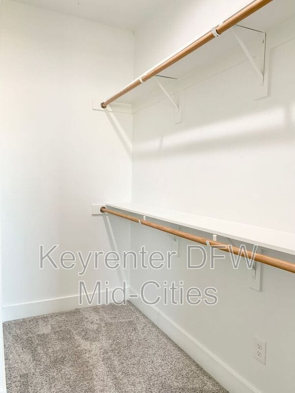 Building Photo - 1431 Pearson St