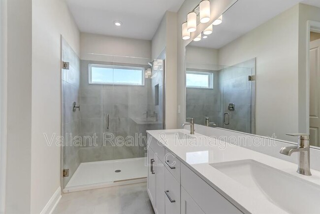 Building Photo - 14167 Pier Ln