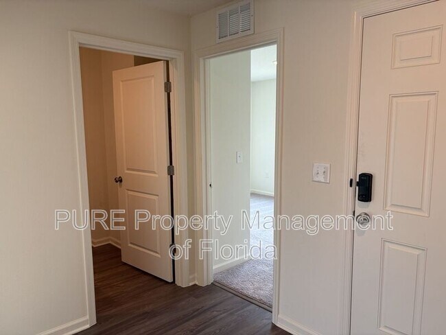 Building Photo - 2383 NW 22nd Ct