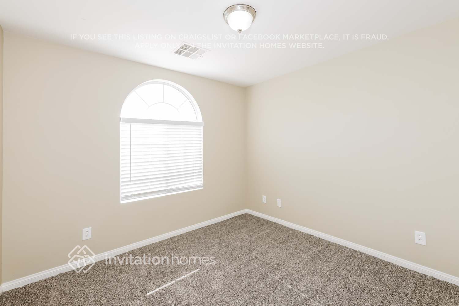 Building Photo - 7962 Valladolid Ave