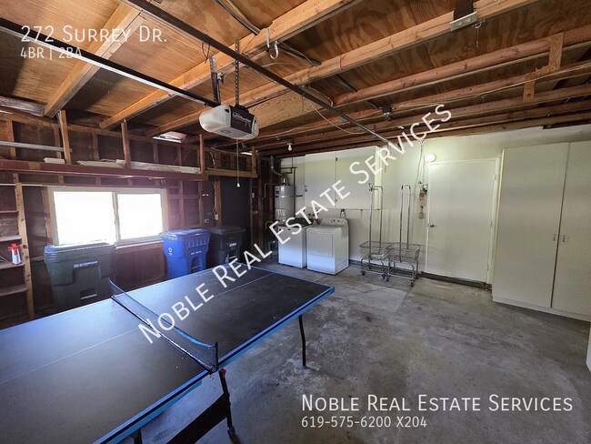 Building Photo - 272 Surrey Dr