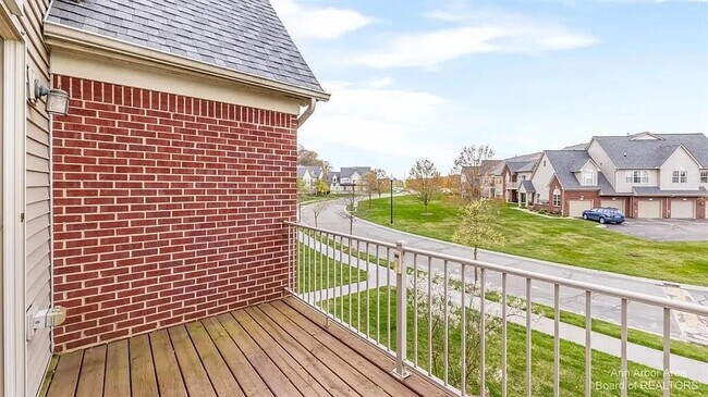 Building Photo - 519 Addington Ln