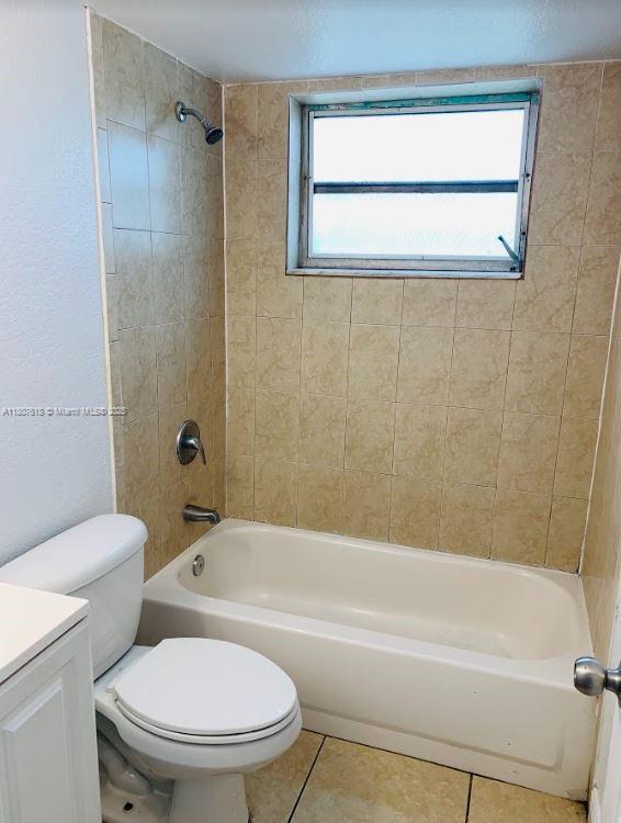 Building Photo - 8275 NE Miami Ct