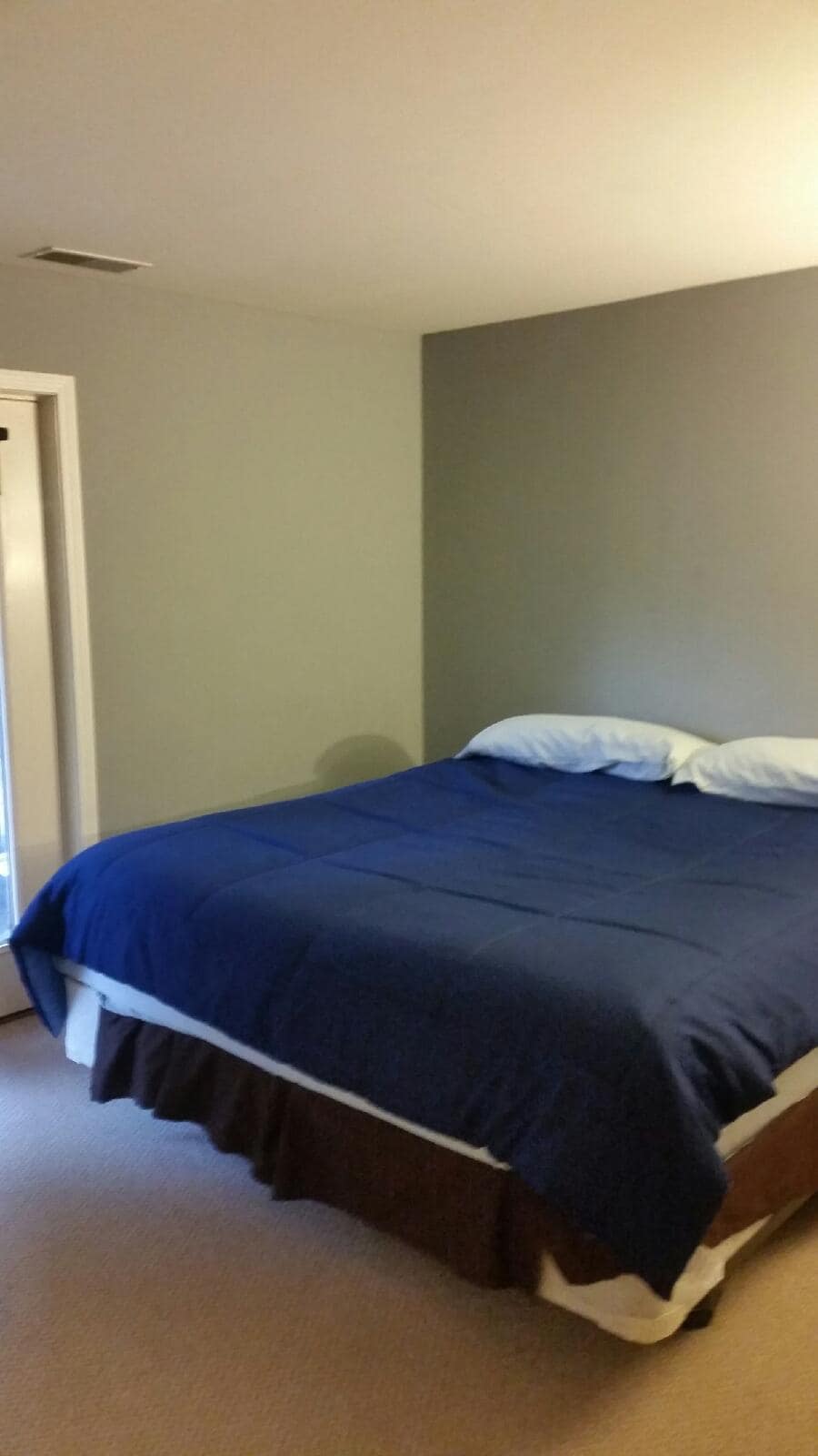 Bedroom 1 - 1453 N Larrabee St