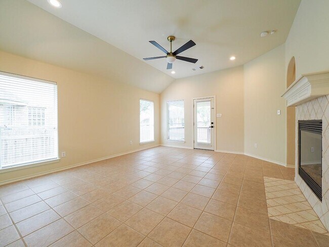 Building Photo - 3822 Vallarta Ln