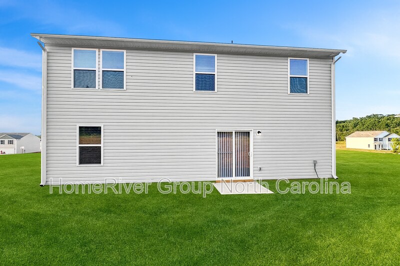 Building Photo - 175 Pine Needle Dr
