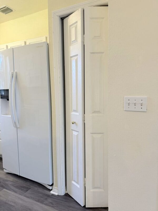 Building Photo - 13706 Forest Lake Dr