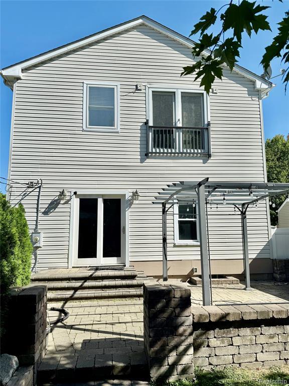 Building Photo - 2729 Kipling Ave