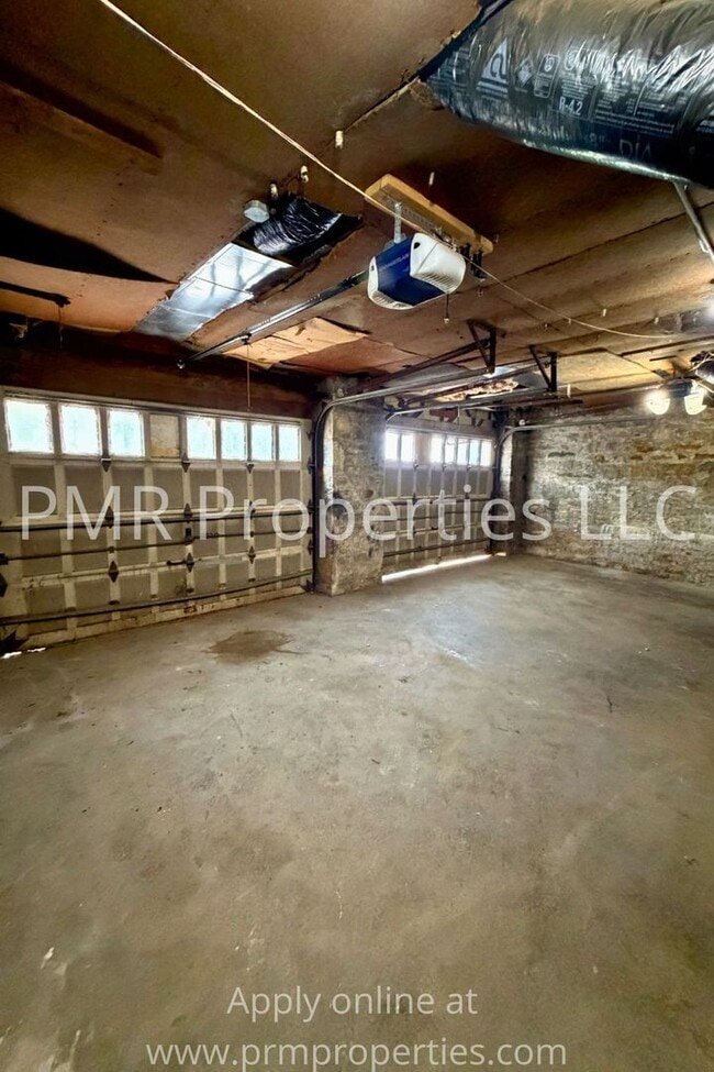 Building Photo - 2214 Union St