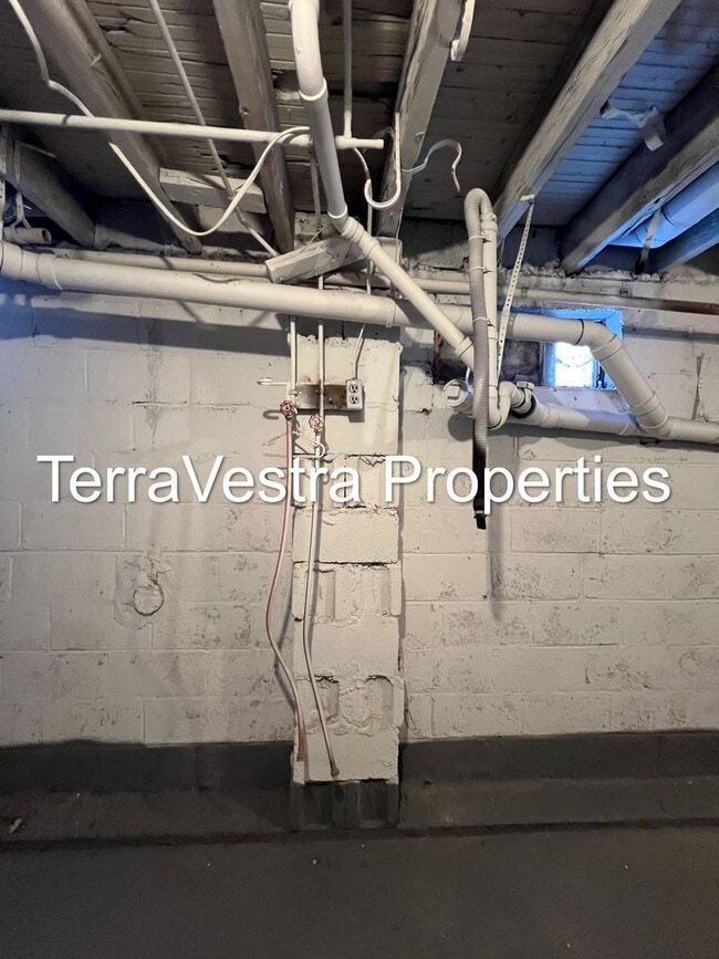 Building Photo - Single Family in Elmer! Eligible for $500 Security Deposit.