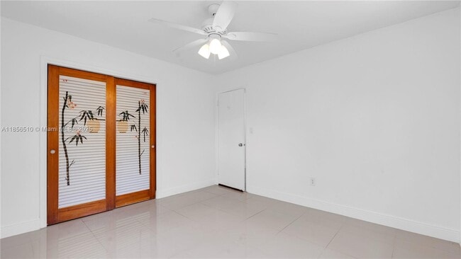 Building Photo - 806 N 24th Ave