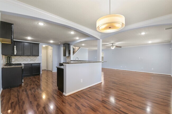 Building Photo - 11711 Red Hummingbird Dr