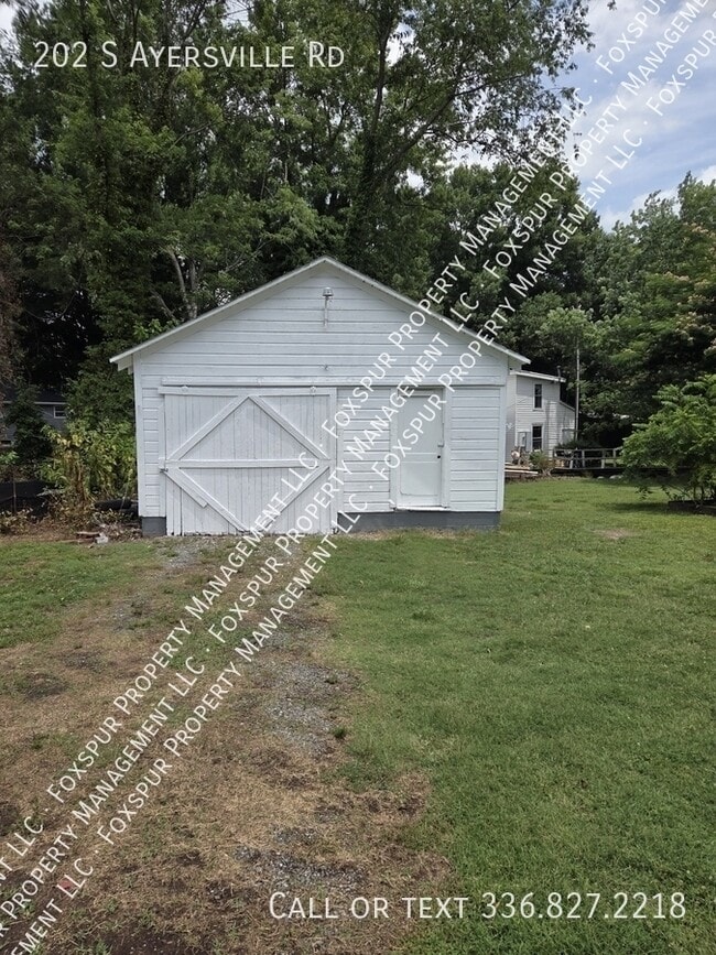 Building Photo - 202 S Ayersville Rd