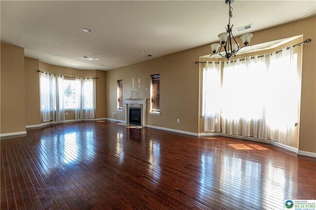 Building Photo - 2406 Gentle Hollow Rd