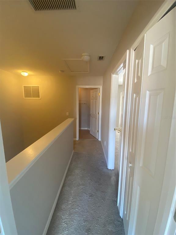 Building Photo - 2721 Retreat View Cir