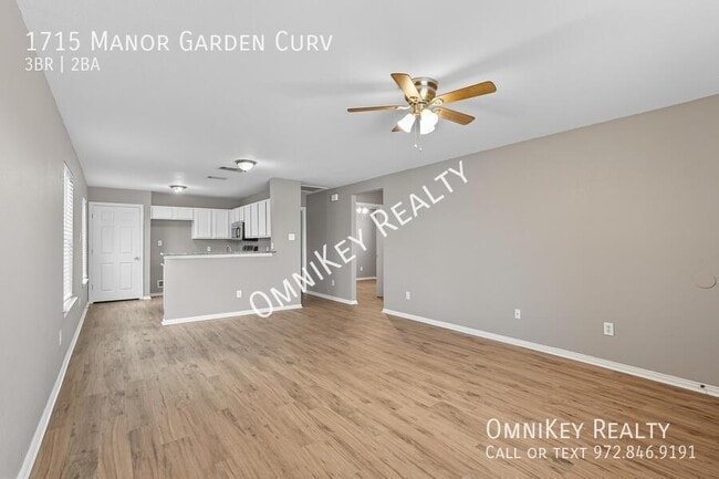 Building Photo - 1715 Manor Garden Curve