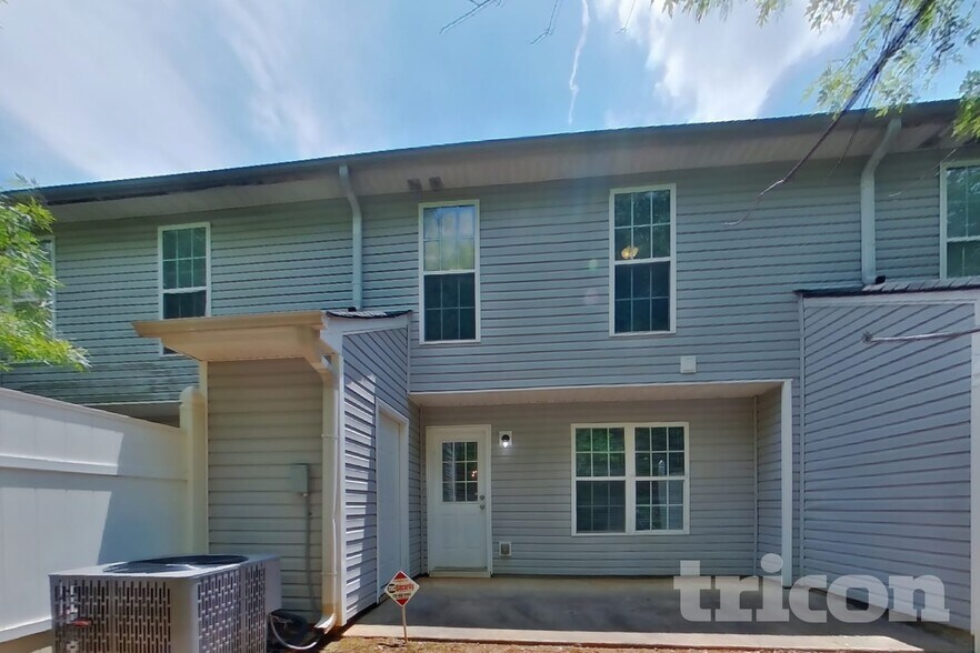 Building Photo - 3512 Waldrop Trail