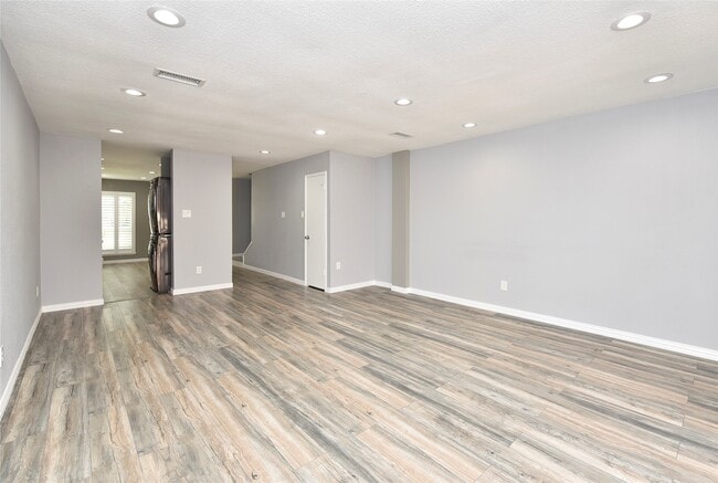 Building Photo - 14573 Misty Meadow Ln