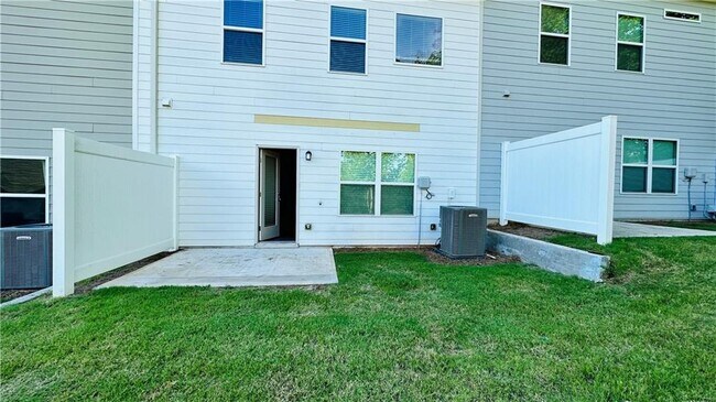 Building Photo - 212 Centennial Cir