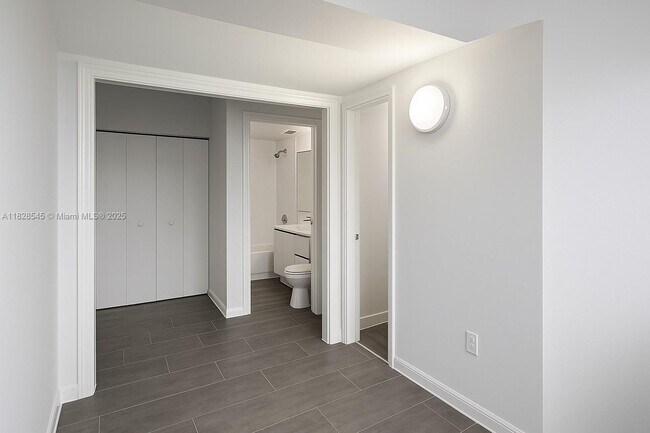 Building Photo - 12118 St.Andrews Pl