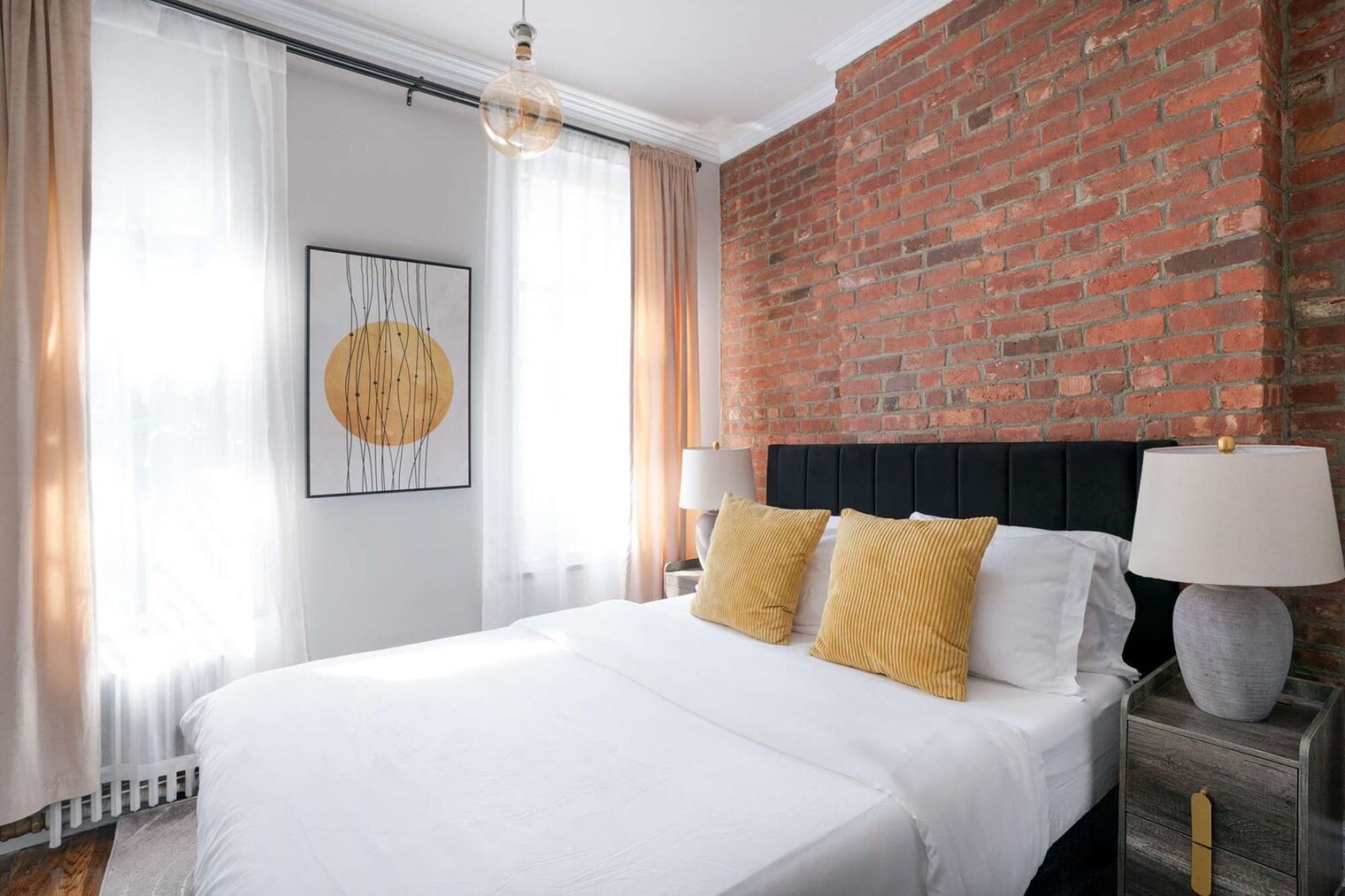 Building Photo - 246 Mott St